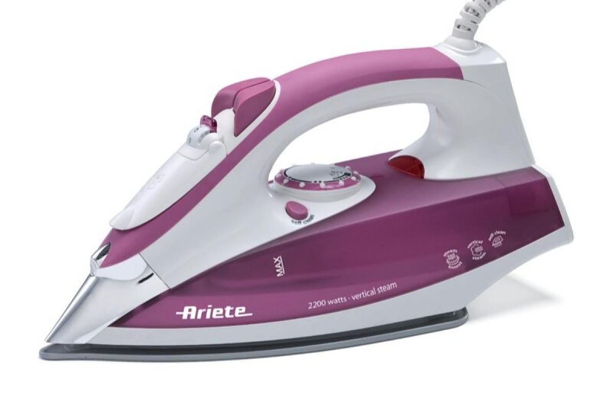 PLANCHA A VAPOR PURPURA 2000W ARIETE 929-743 
