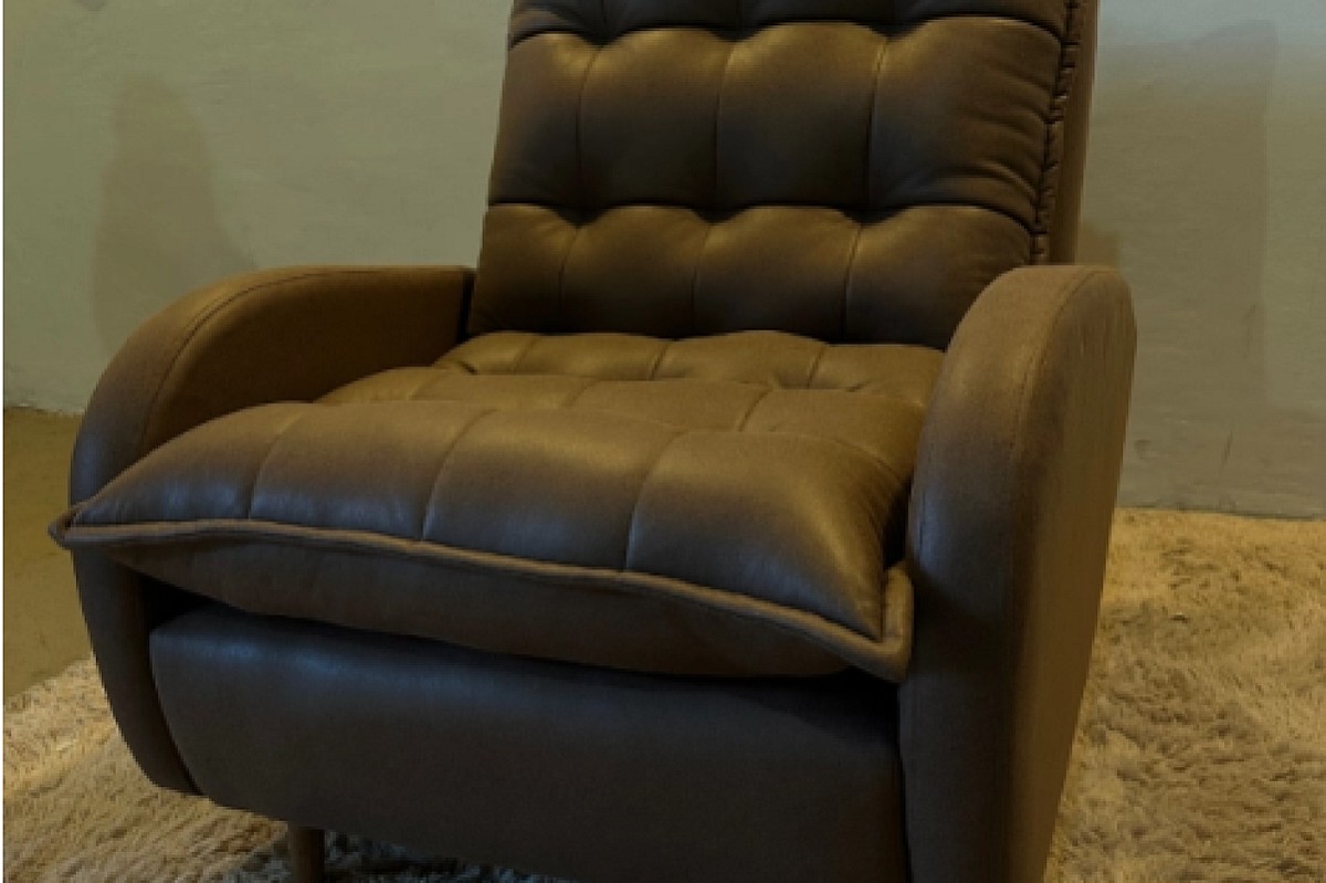 POLTRONA TATO TECPLAST